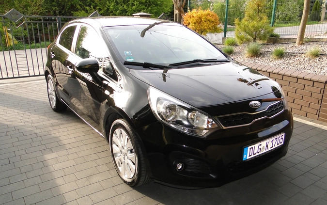 Kia Rio cena 28900 przebieg: 195000, rok produkcji 2013 z Murowana Goślina małe 121